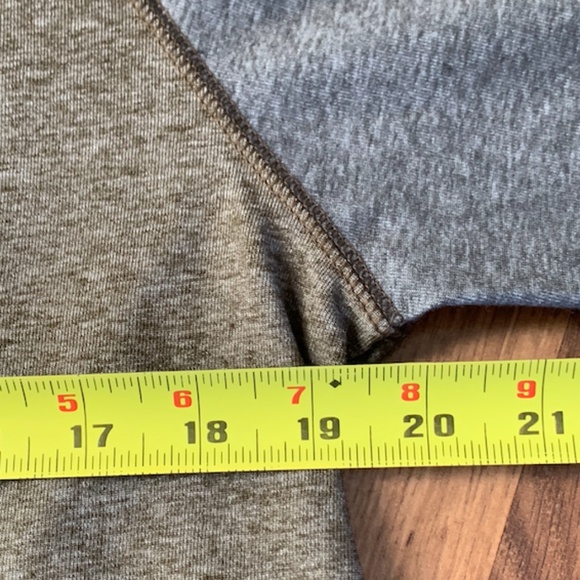 Columbia Thistletown Tee - Picture 8 of 11